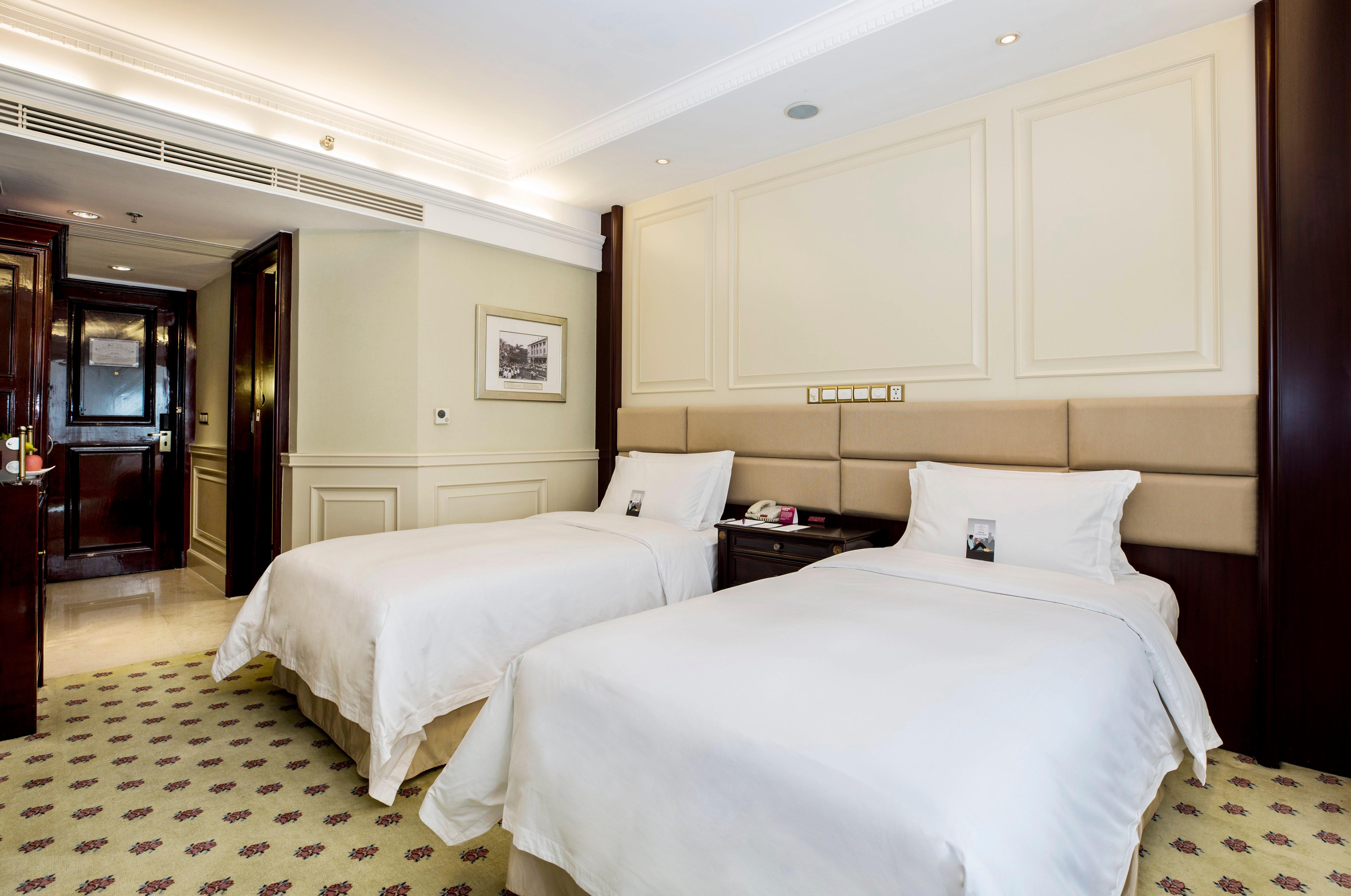 Crowne Plaza Hotel & Suites Landmark Shenzhen By Ihg - Nearby Luohu Border, Indoor Heated Swimming Pool, Complimentary Welcome Drink Buitenkant foto