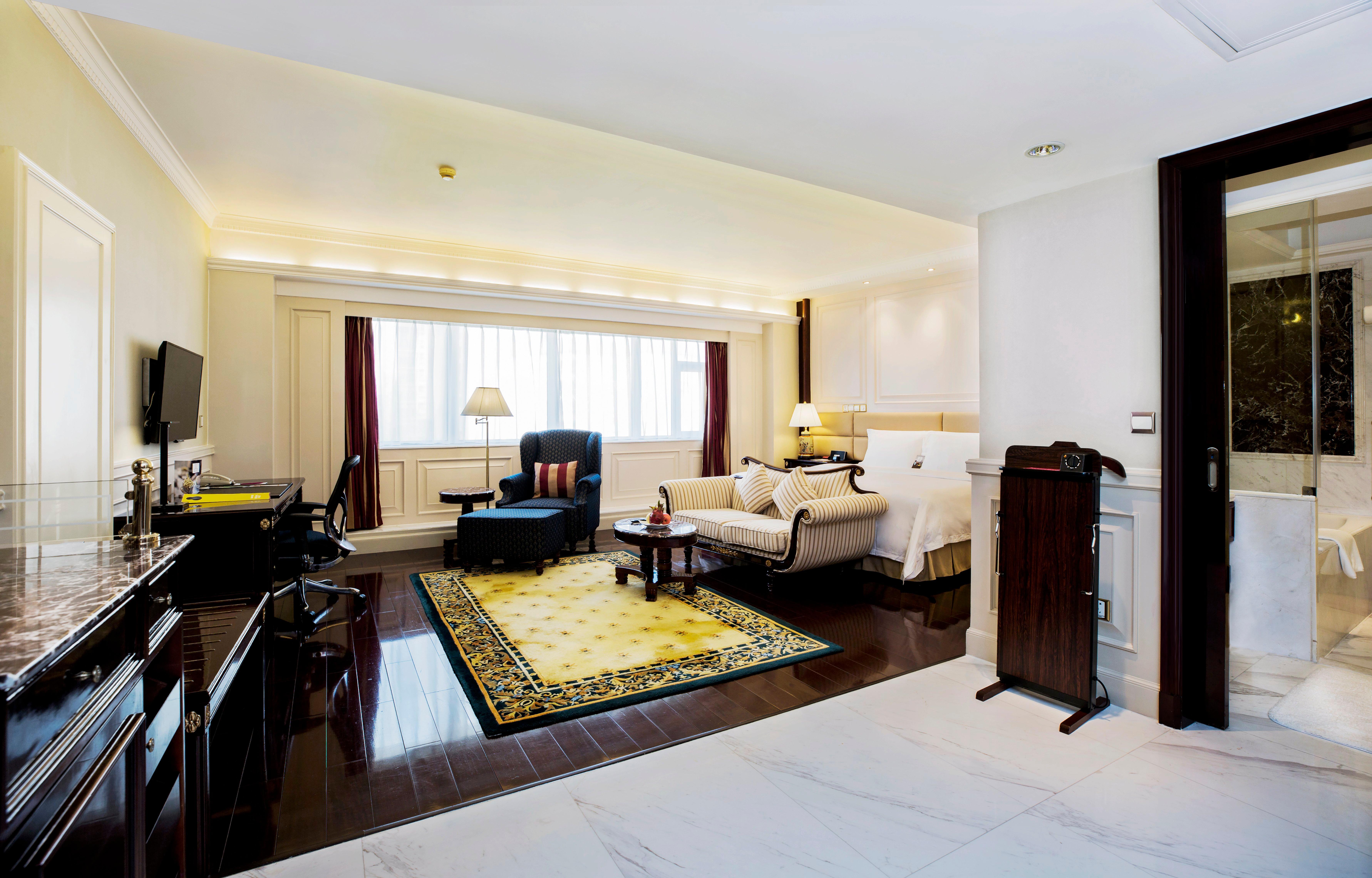 Crowne Plaza Hotel & Suites Landmark Shenzhen By Ihg - Nearby Luohu Border, Indoor Heated Swimming Pool, Complimentary Welcome Drink Buitenkant foto