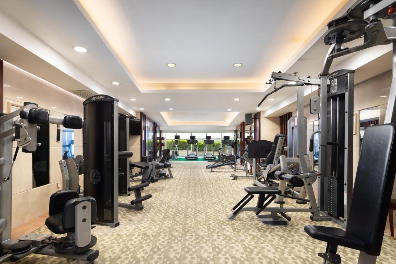 Crowne Plaza Hotel & Suites Landmark Shenzhen By Ihg - Nearby Luohu Border, Indoor Heated Swimming Pool, Complimentary Welcome Drink Buitenkant foto